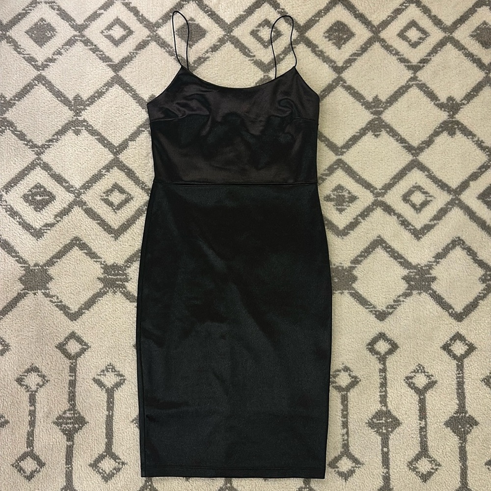 Forever 21 Satin Finish Pencil Bodycon Dress Sz S Black